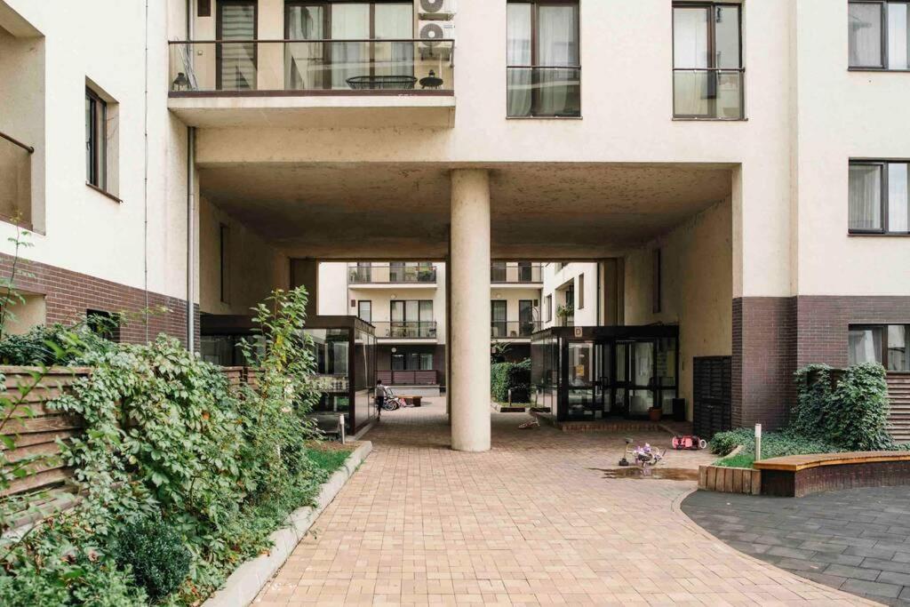 Vivando - Beautiful Studio B + Parking Bucarest Esterno foto
